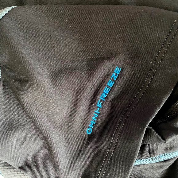 Gym Exercise Black Top - Picture 5 of 6